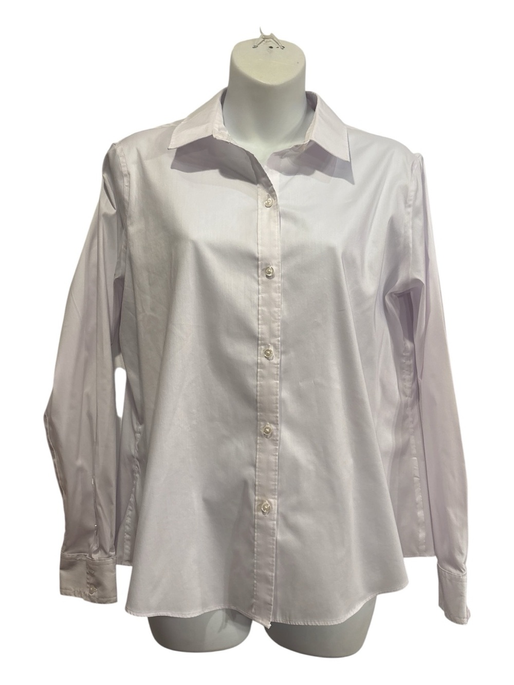 Liz Claiborne  Crisp White Career Shirt. Size petite large